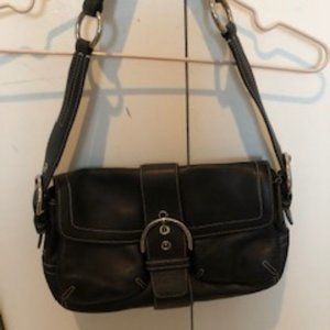 Coach genuine black leather handbag like new